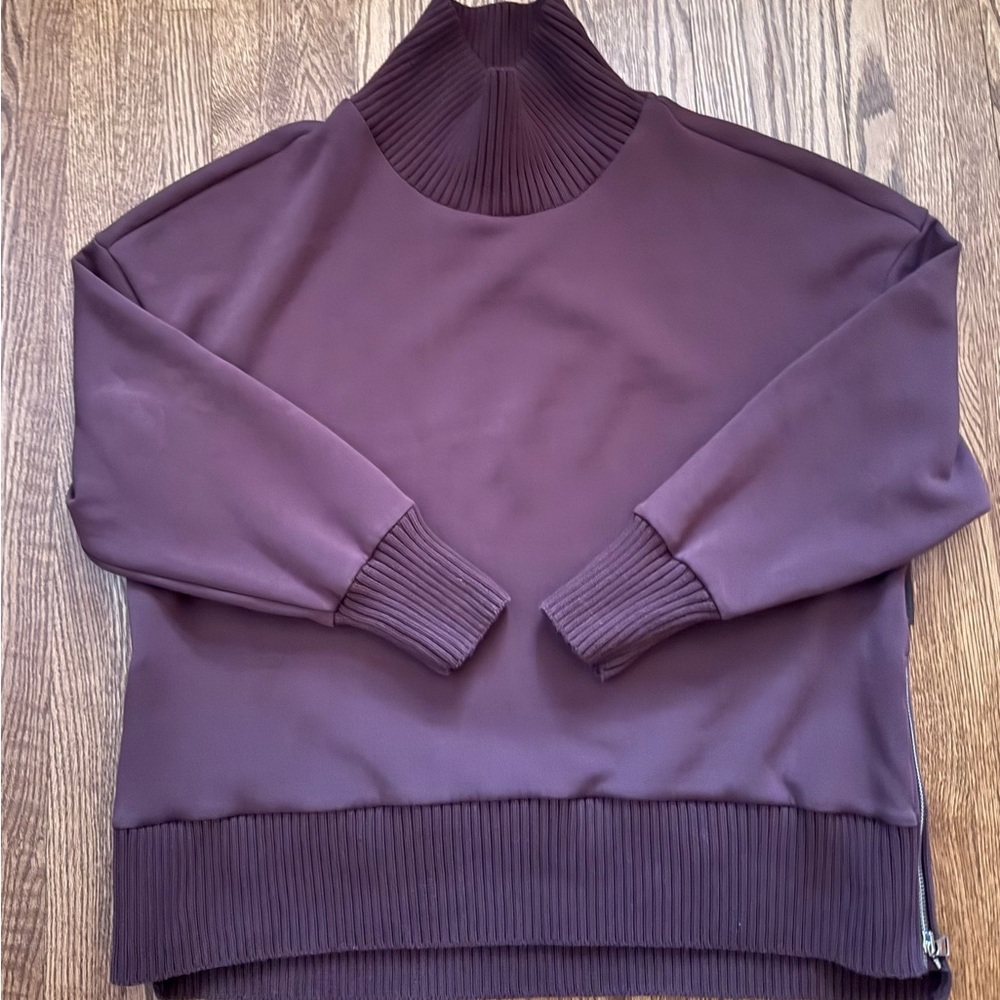 Varley Women’s Deep Mahogany Barker High Neck Sweatshirt - NWOT - Size Small